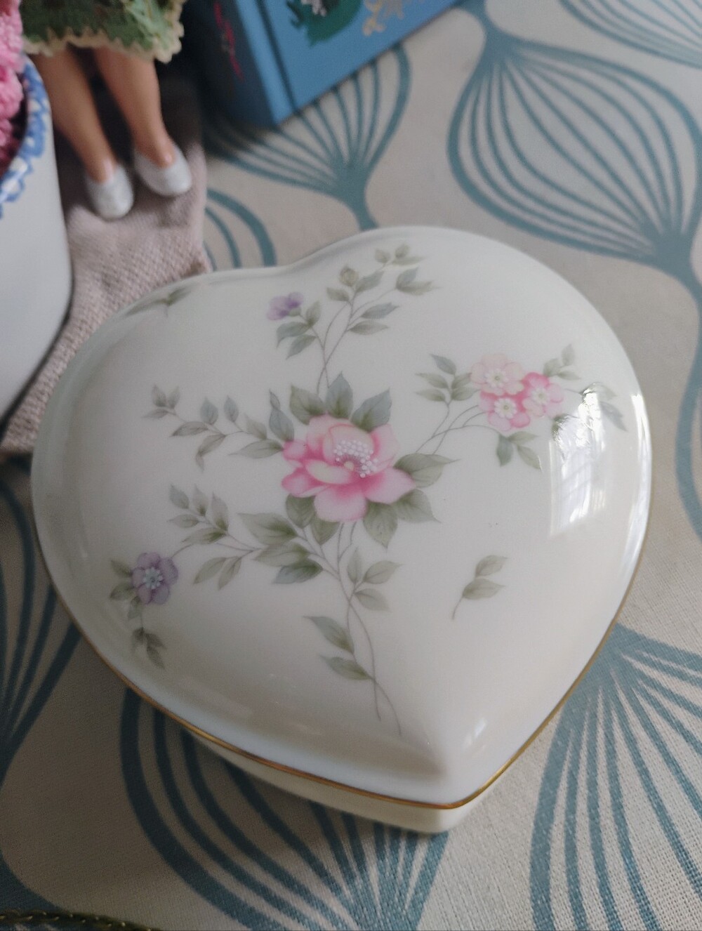 Vintage MIKASA Heart Lidded Jewelry Box Floral